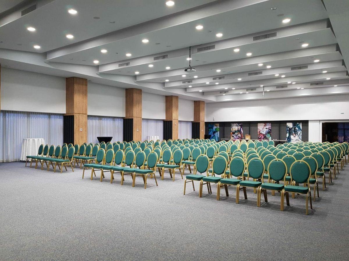 galerie_centrum-ballroom-conference-ploiesti649-05-30.jpg